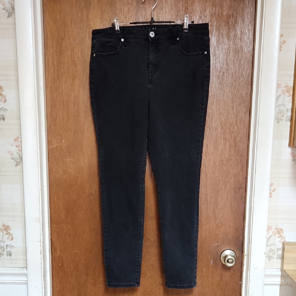 Style & Co. Women's Black Skinny Jeans